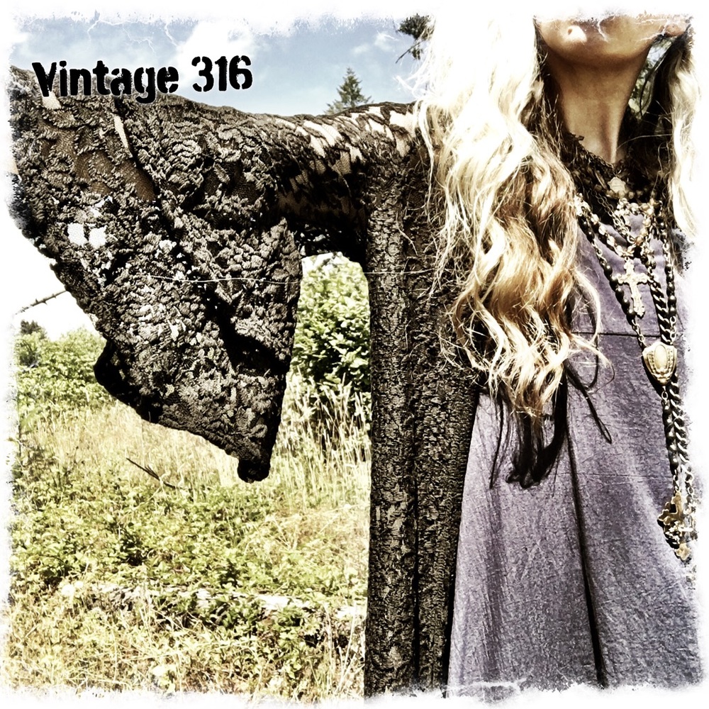 PLUS SIZE ♥️ Black Lace Duster - Picture 3 of 8